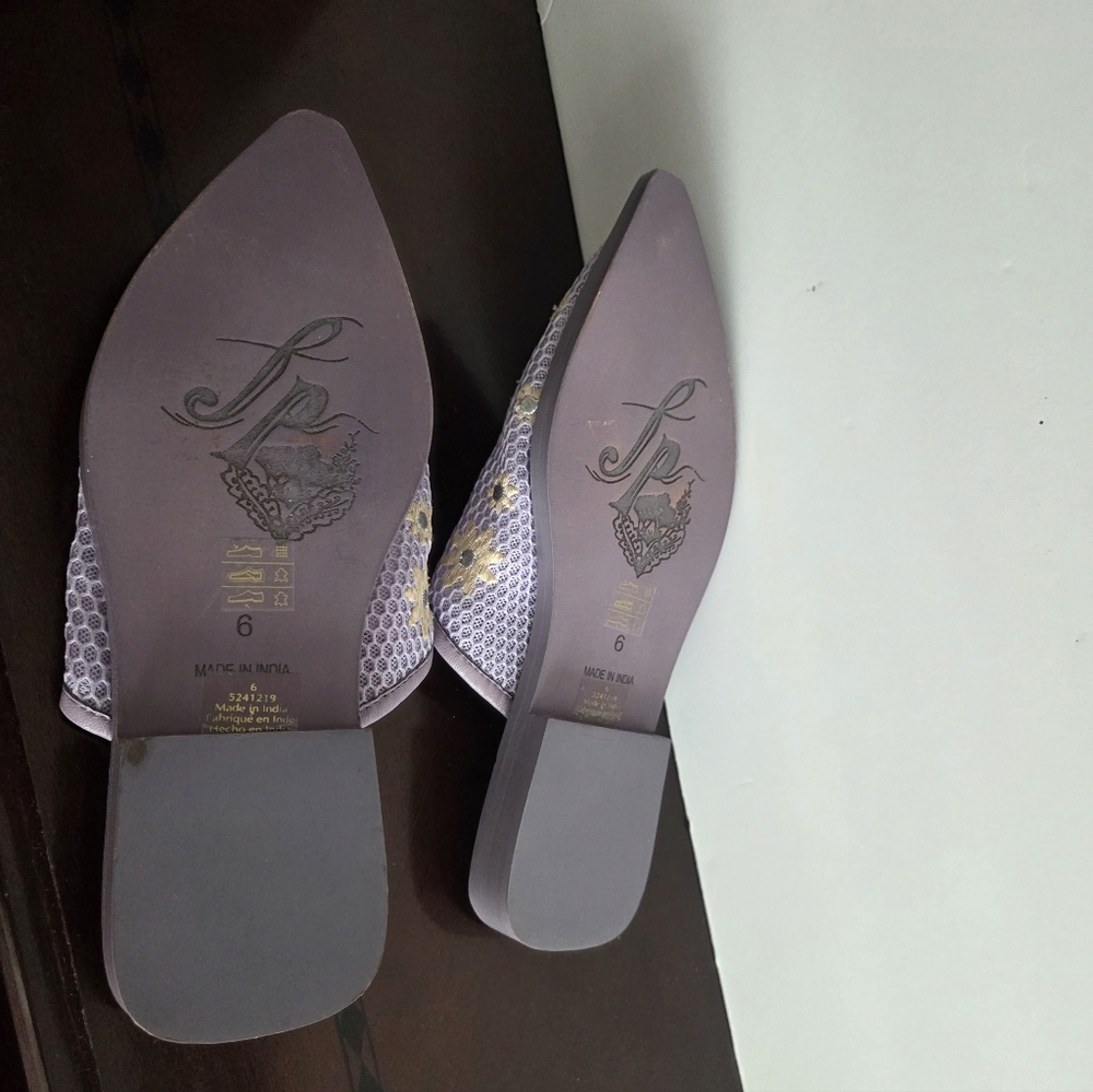 Free People Lilac Daisy Mesh Embellished Mules Sz.6 - Picture 3 of 6